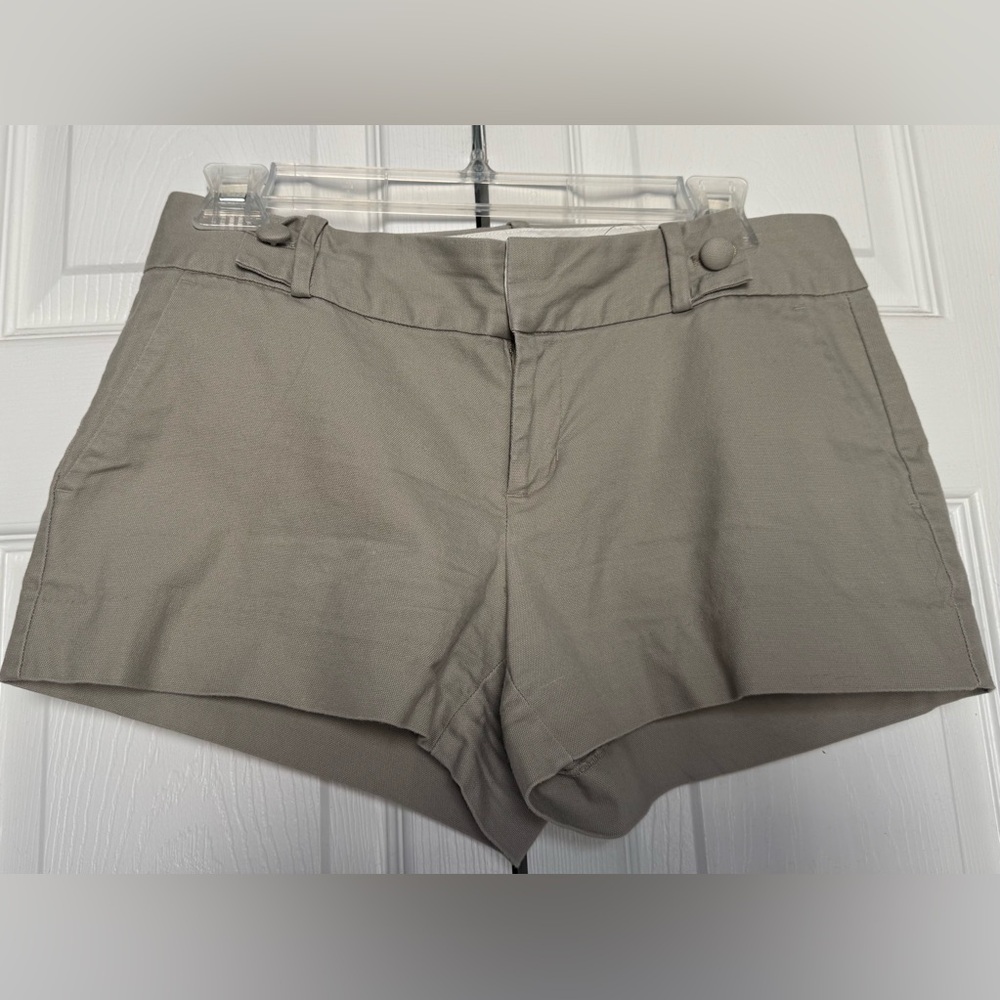 Banana Republic Taupe Women’s Shorts